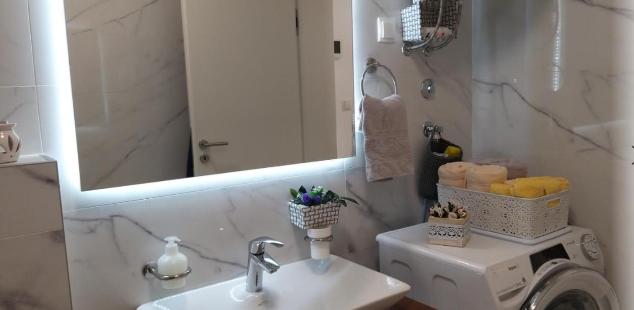 Apartman Amor Tuzla Exteriér fotografie